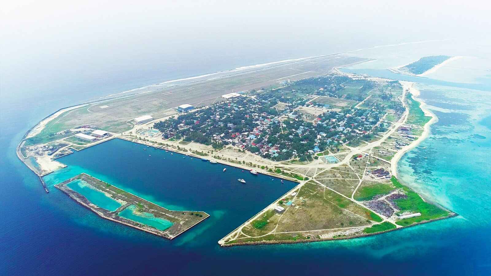 Maamigili Island Maldives