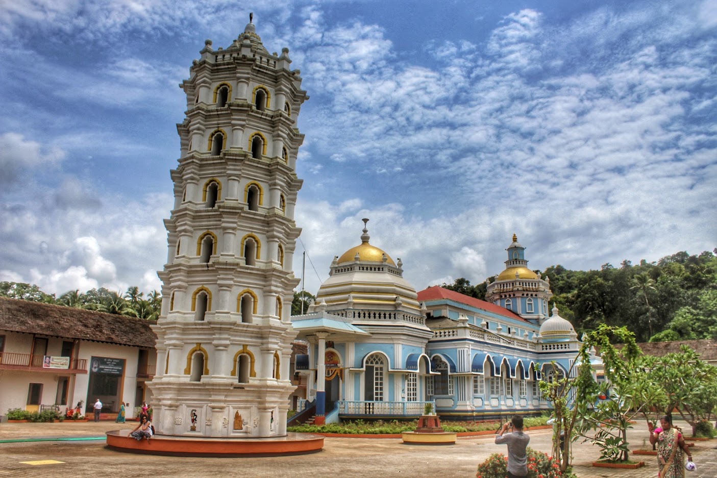 Shree Mangueshi Temple 