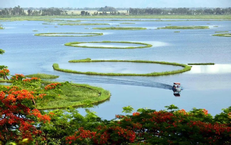 Loktak Lake