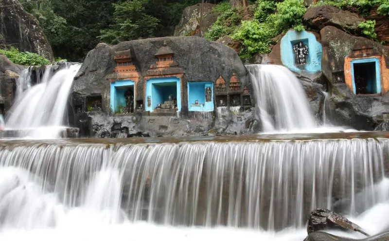 Kalhatti Falls,Ooty