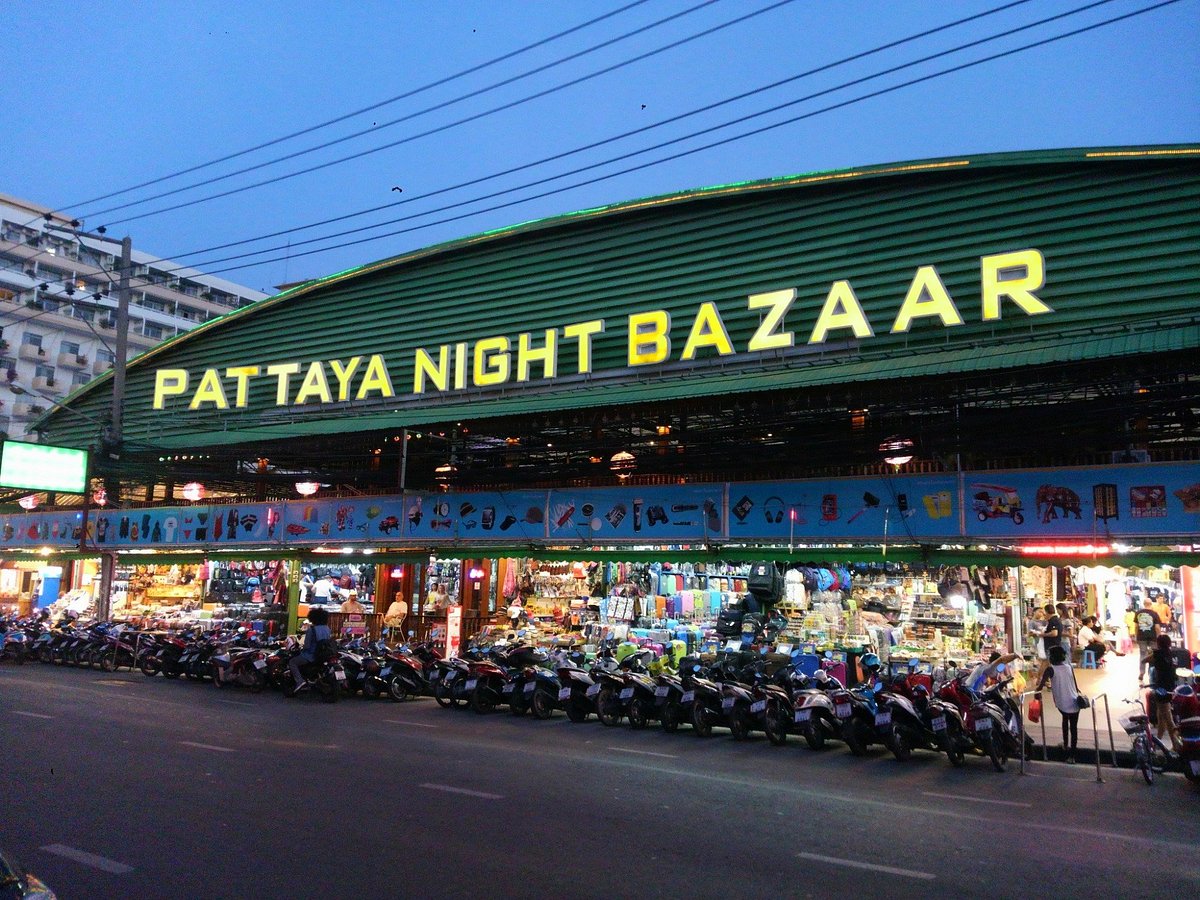 Night Markets & Late-Night Eats Pattaya