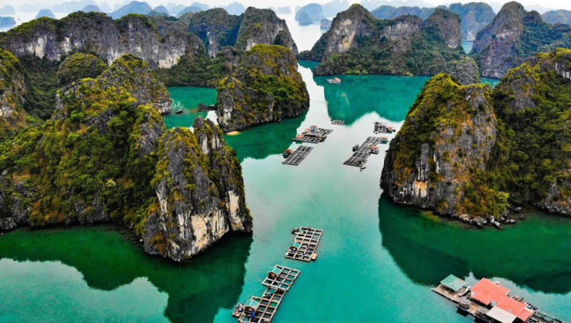 Bai Tu Long Bay Vietnam