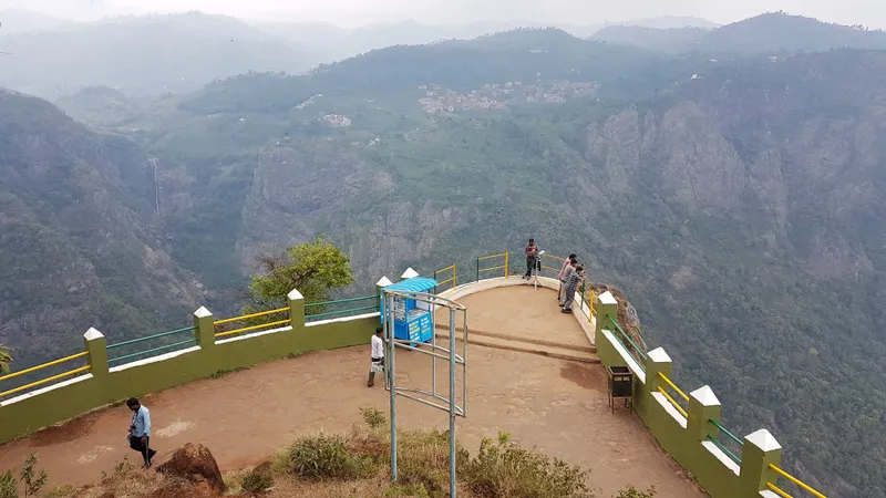 Dolphin's Nose,Ooty