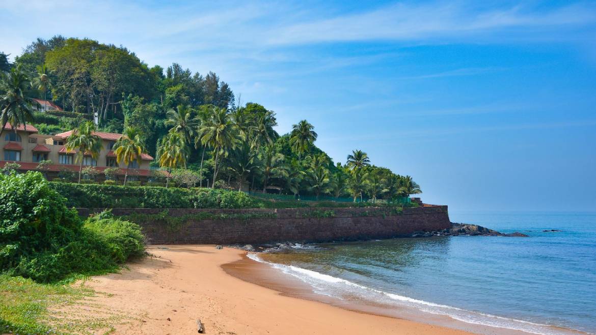 Sinquerim Beach
